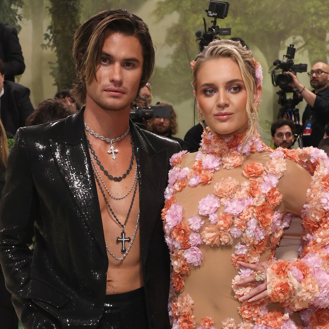 Визиите на Kelsea Ballerini и Chase Stokes от Daring 2024 Met Gala са доказателство, че противоположностите привличат