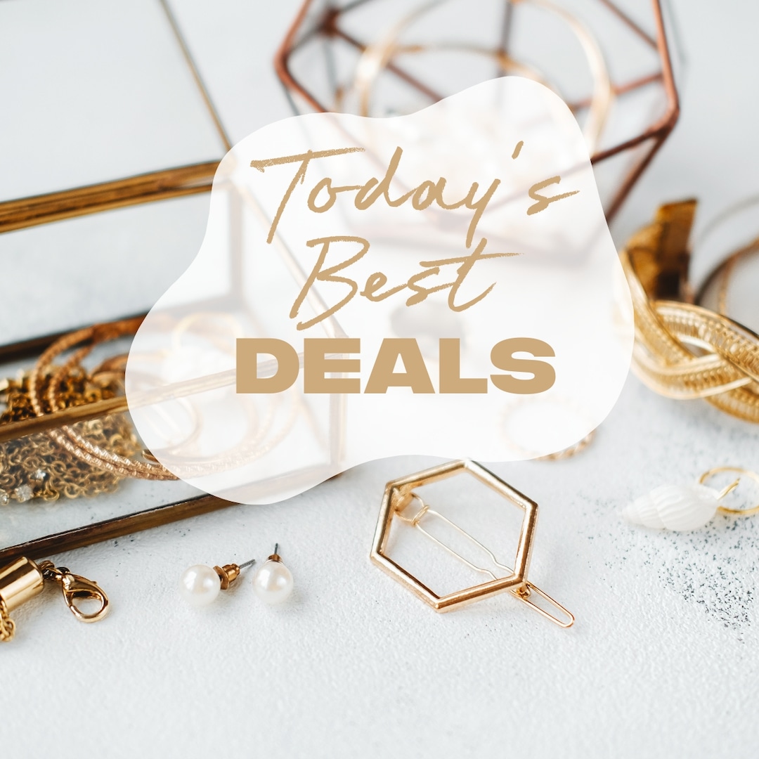 Shop  Gymshark Leggings,  BaubleBar Bracelets,  Platform Beds & 99 More Deals – E! Online Shop  Gymshark Leggings,  BaubleBar Bracelets,  Platform Beds & 99 More Deals – E! Online