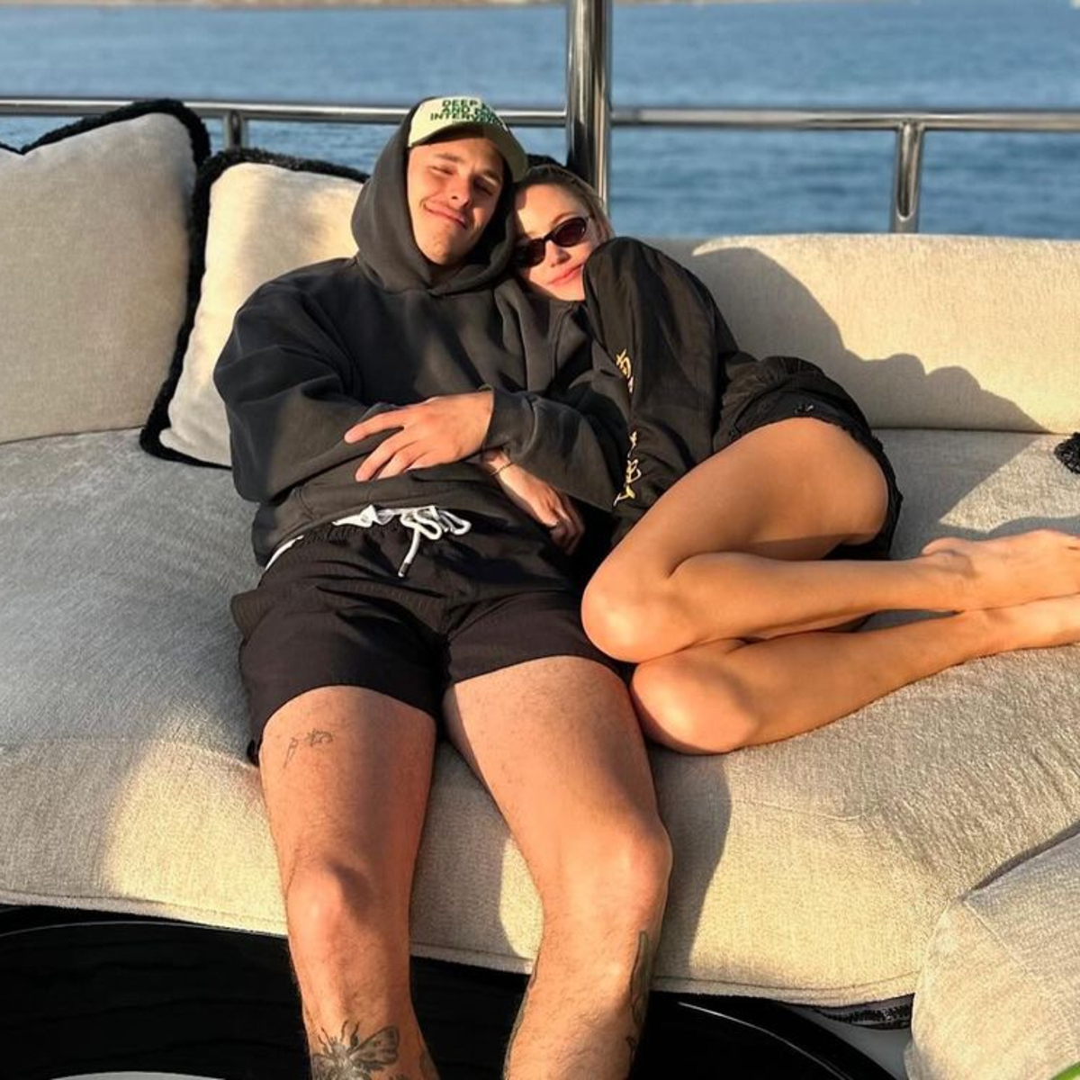 Бившият Далтън Гомез на Ариана Гранде става официален Instagram с приятелката си Майка Монро