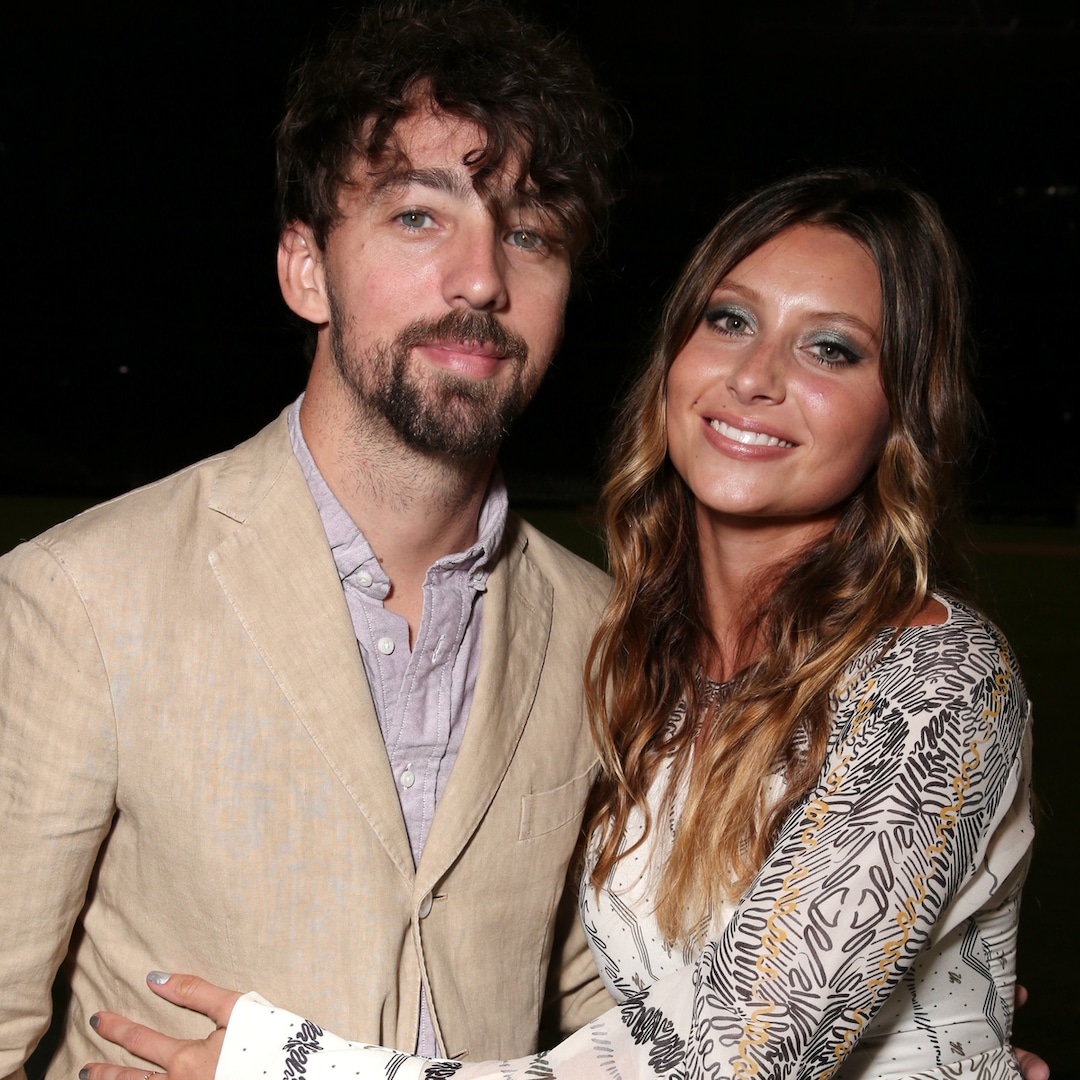 Aly & AJ’s Aly Michalka Gives Birth, Welcomes First Baby With Husband Stephen Ringer – E! Online Aly & AJ’s Aly Michalka Gives Birth, Welcomes First Baby With Husband Stephen Ringer – E! Online