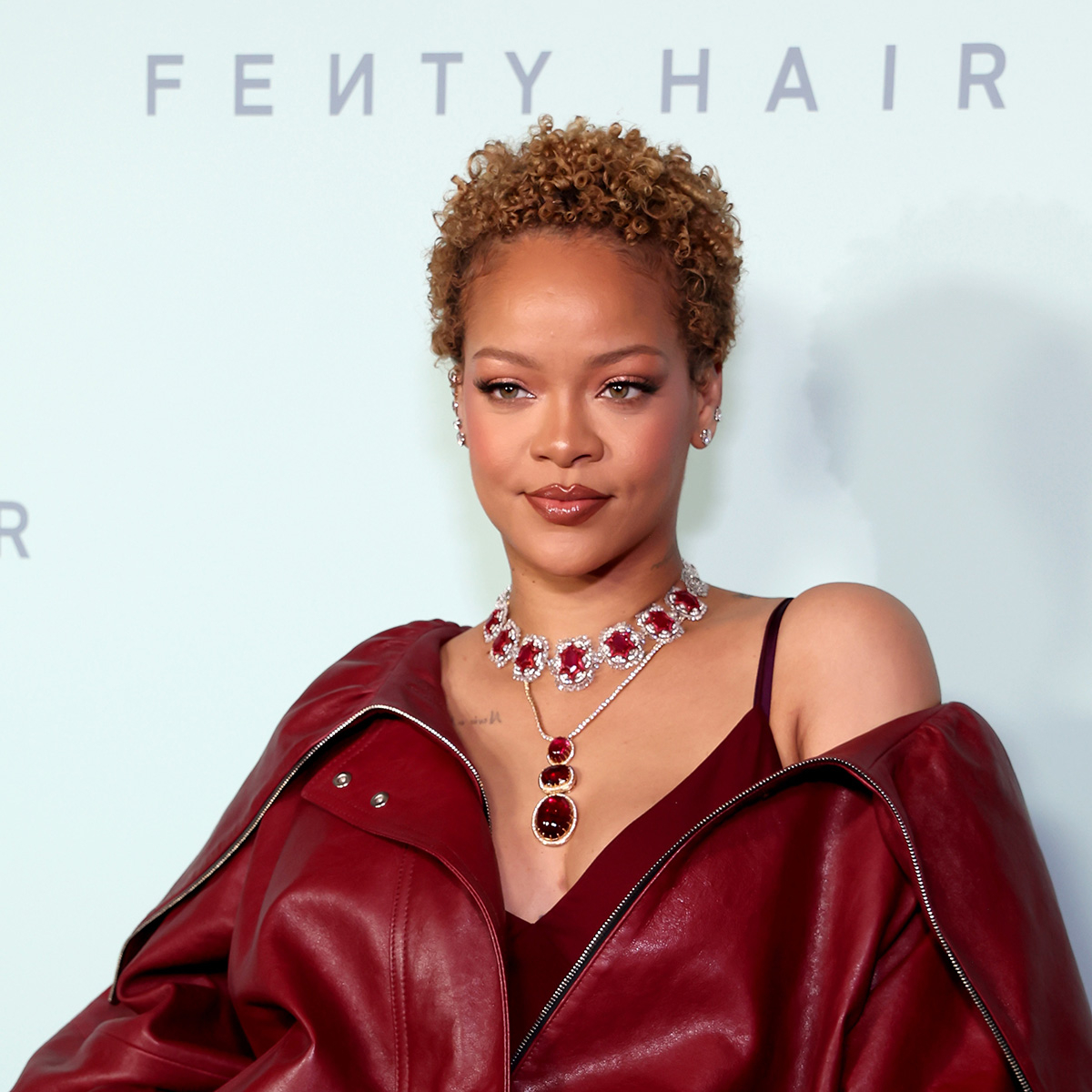Rihanna Shares Struggles With Postpartum Hair Loss