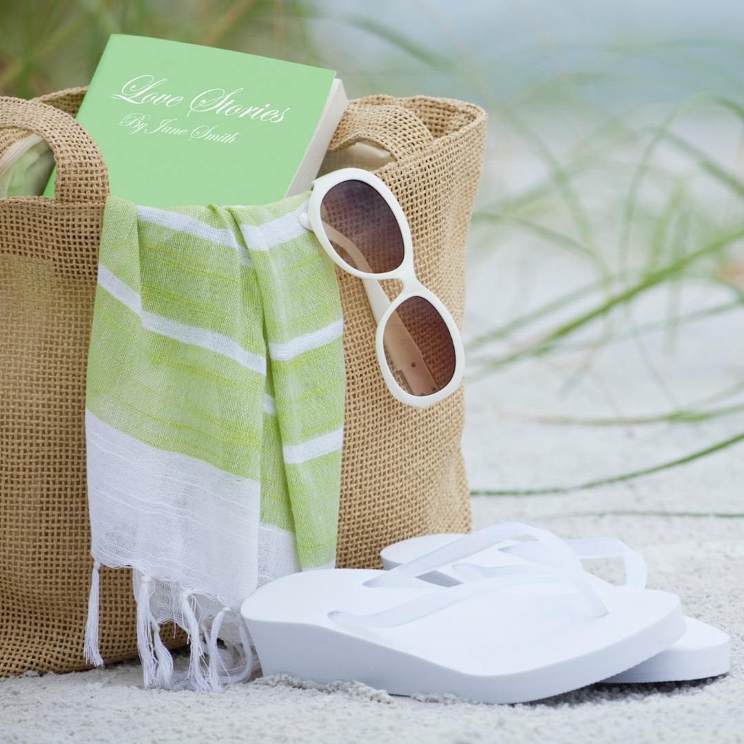 Stay Dry This Summer: 21 Essential Waterproof Products to Secure Your Vacation Fun – E! Online Stay Dry This Summer: 21 Essential Waterproof Products to Secure Your Vacation Fun – E! Online