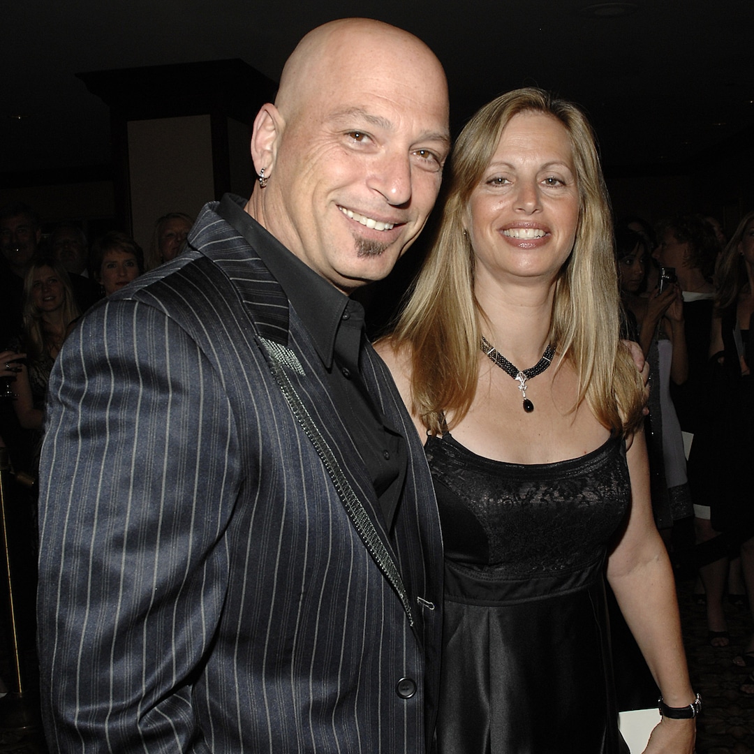 Howie Mandel Details Finding His Wife in Pool of Blood After Gruesome Freak Accident – E! Online Howie Mandel Details Finding His Wife in Pool of Blood After Gruesome Freak Accident – E! Online