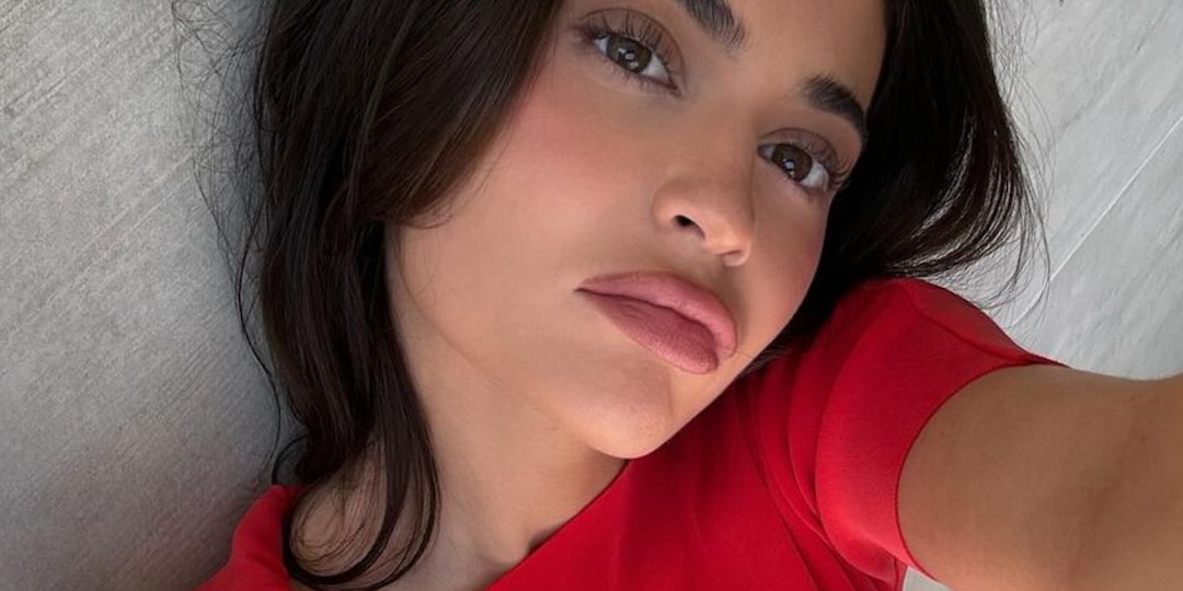 Kylie Jenner Breaks Down in Tears Over "Nasty" Criticism of Her Looks