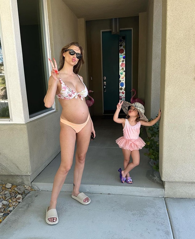 Lala Kent แชร์รูปถ่ายแรกของ Baby Girl Sosa