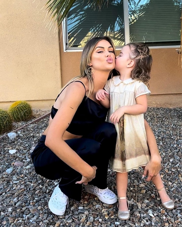 เหตุใด Lala Kent จึงไม่เปิดเผยชื่อของ Baby— และเกี่ยวข้องกับBeyoncé