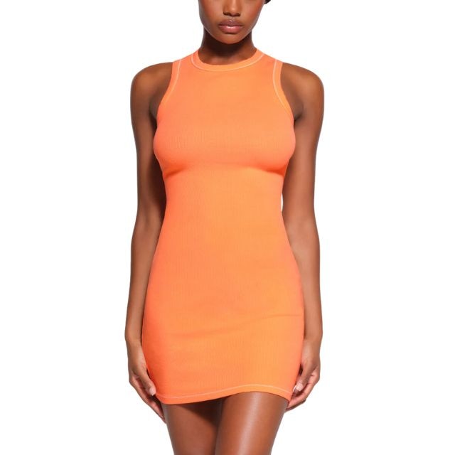 My Favorite SKIMS Drops This Month: Curve-Enhancing Leggings & More
