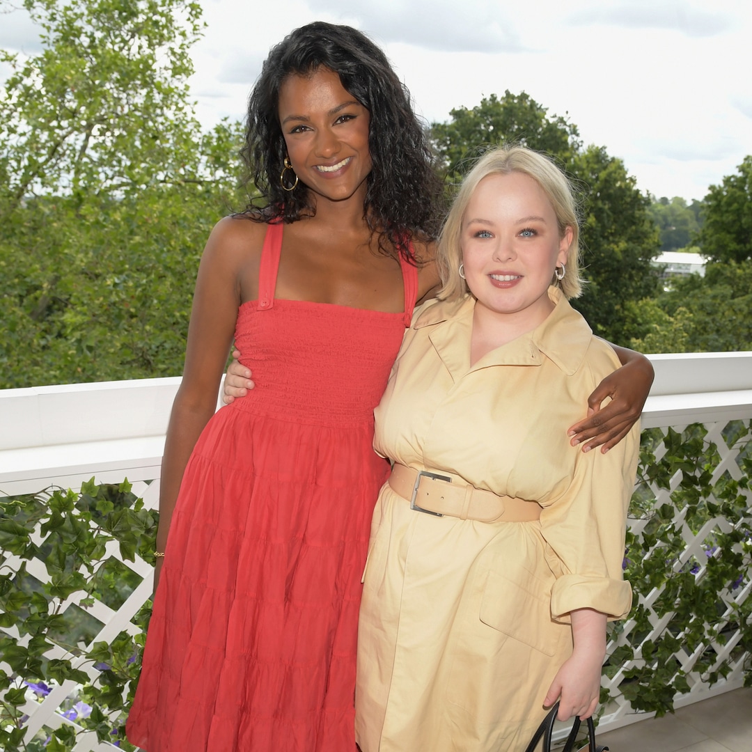 Bridgerton’s Simone Ashley Defends Costar Nicola Coughlan Against Body-Shaming Comments – E! Online Bridgerton’s Simone Ashley Defends Costar Nicola Coughlan Against Body-Shaming Comments – E! Online