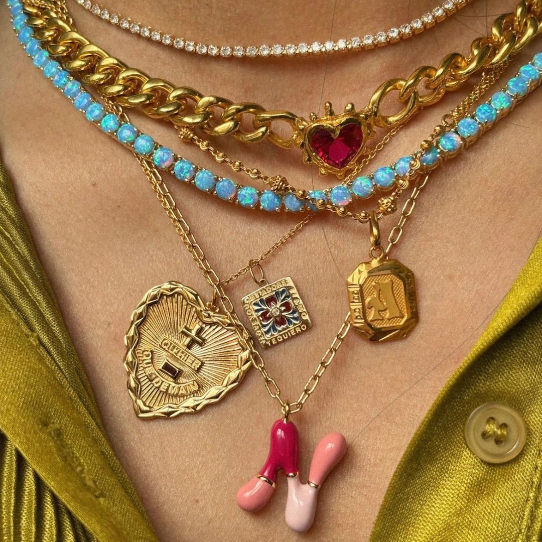 Maximalist Jewelry Is Having a Moment—Here’s How to Style the Trendy Statement Pieces We’re Obsessed With – E! Online Maximalist Jewelry Is Having a Moment—Here’s How to Style the Trendy Statement Pieces We’re Obsessed With – E! Online