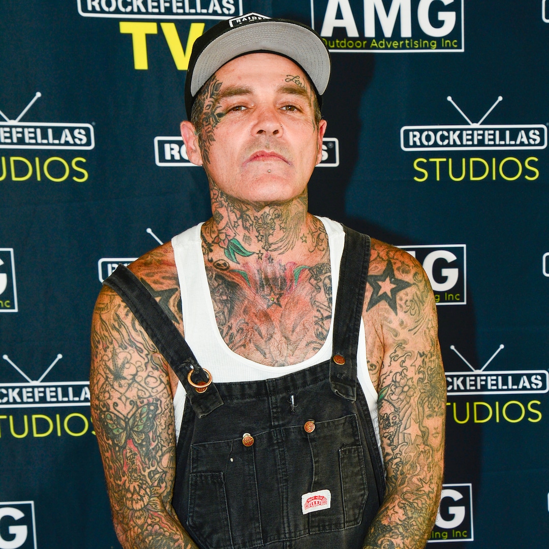 Crazy Town Lead Singer Shifty Shellshock Dead at 49