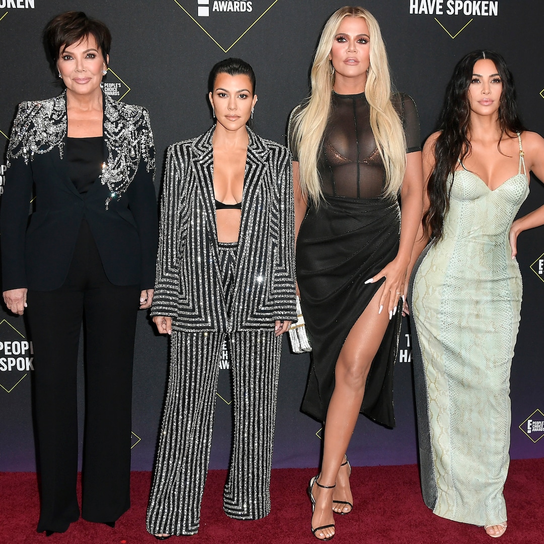 Kim Kardashian, Kendall Jenner and More of Kris Jenner’s Kids React After Her Tumor Diagnosis – E! Online Kim Kardashian, Kendall Jenner and More of Kris Jenner’s Kids React After Her Tumor Diagnosis – E! Online
