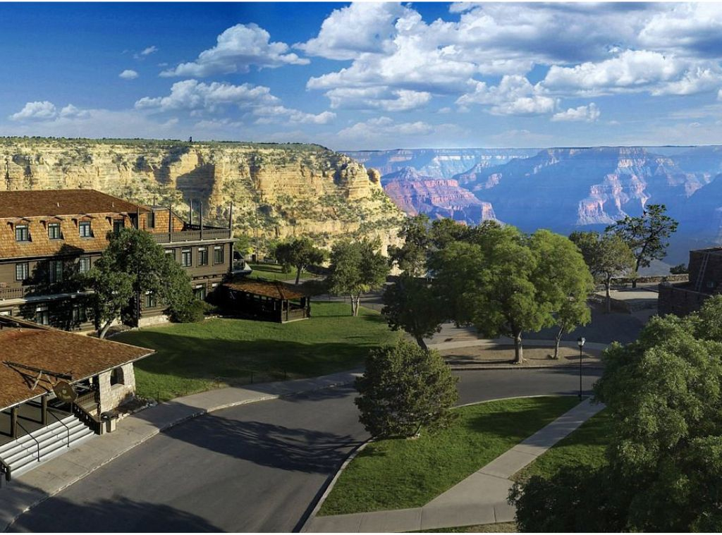 shop_best resorts conclude to national parks_hero