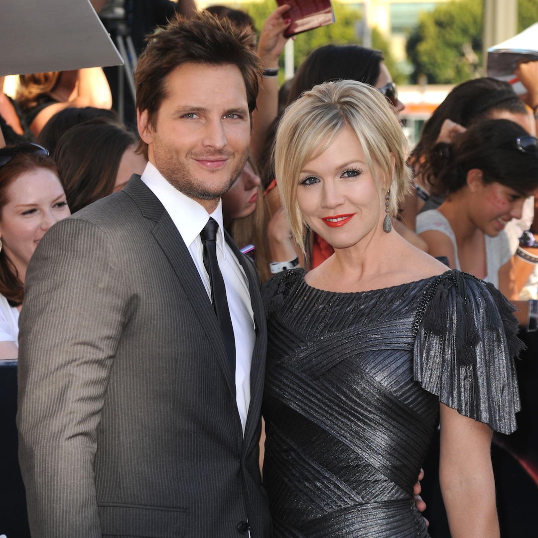 Jennie Garth Tearfully Thanks Ex Peter Facinelli for Taking Her in During L.A. Fires – E! Online Jennie Garth Tearfully Thanks Ex Peter Facinelli for Taking Her in During L.A. Fires – E! Online
