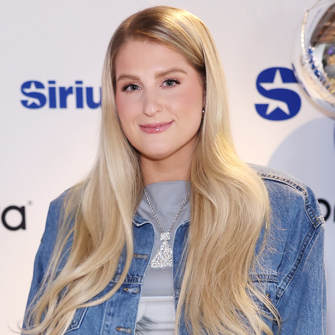 Meghan Trainor Unveils Before-and-After of Boob Job – E! Online Meghan Trainor Unveils Before-and-After of Boob Job – E! Online