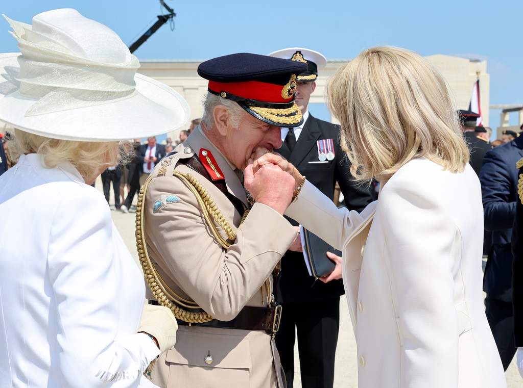 Brigitte Macron phá vỡ nghi thức hoàng gia trong cuộc họp của Nữ hoàng Camilla