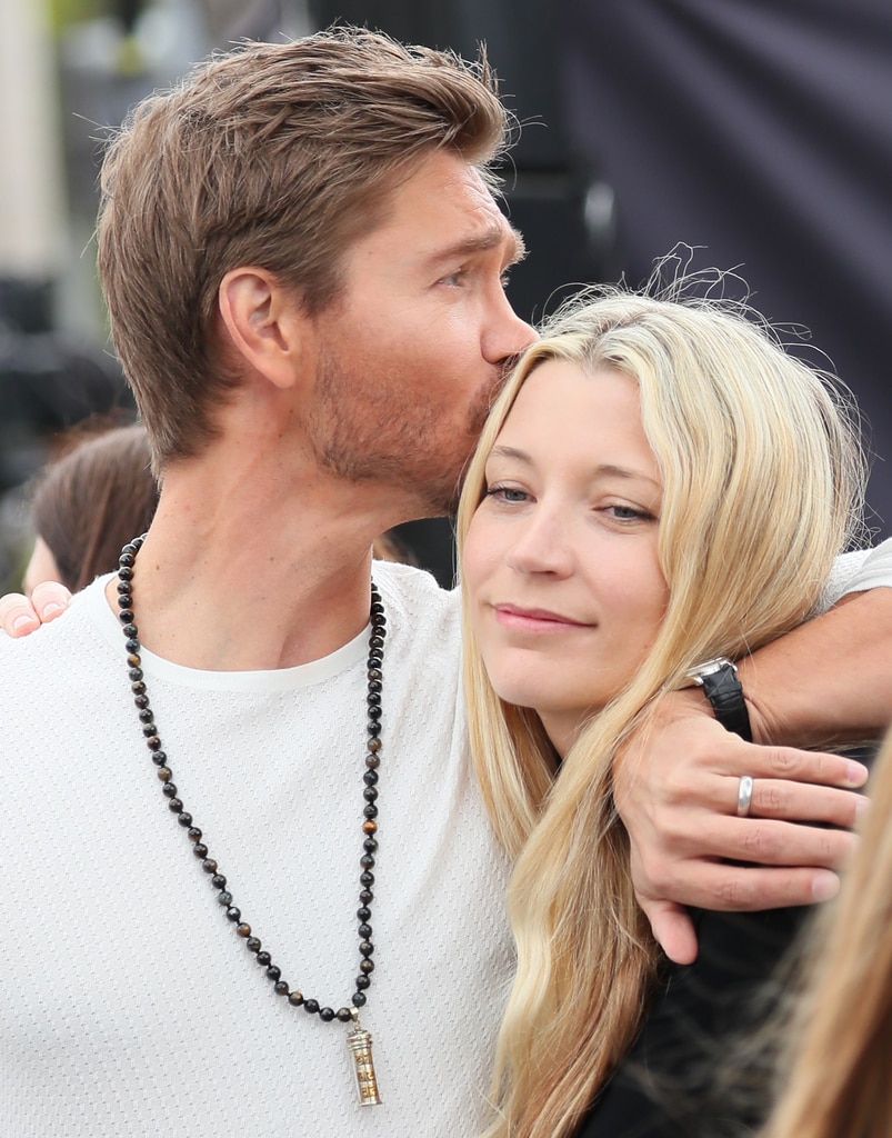 Dentro del dulce mundo familiar de Chad Michael Murray con Sarah Roemer