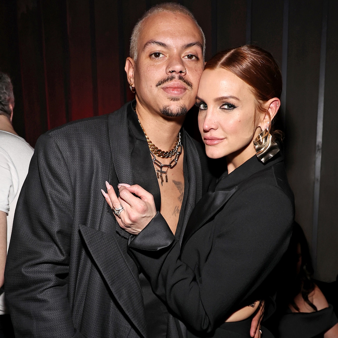 You’ll L.O.V.E Ashlee Simpson’s Family Vacation Photos With Evan Ross and Their Kids – E! Online You’ll L.O.V.E Ashlee Simpson’s Family Vacation Photos With Evan Ross and Their Kids – E! Online