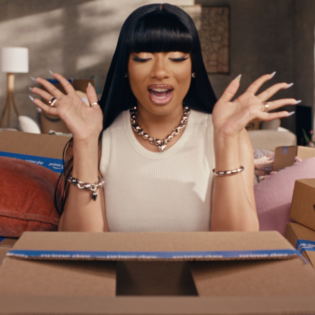 Megan Thee Stallion вече е Меган купувачът тук с подбран