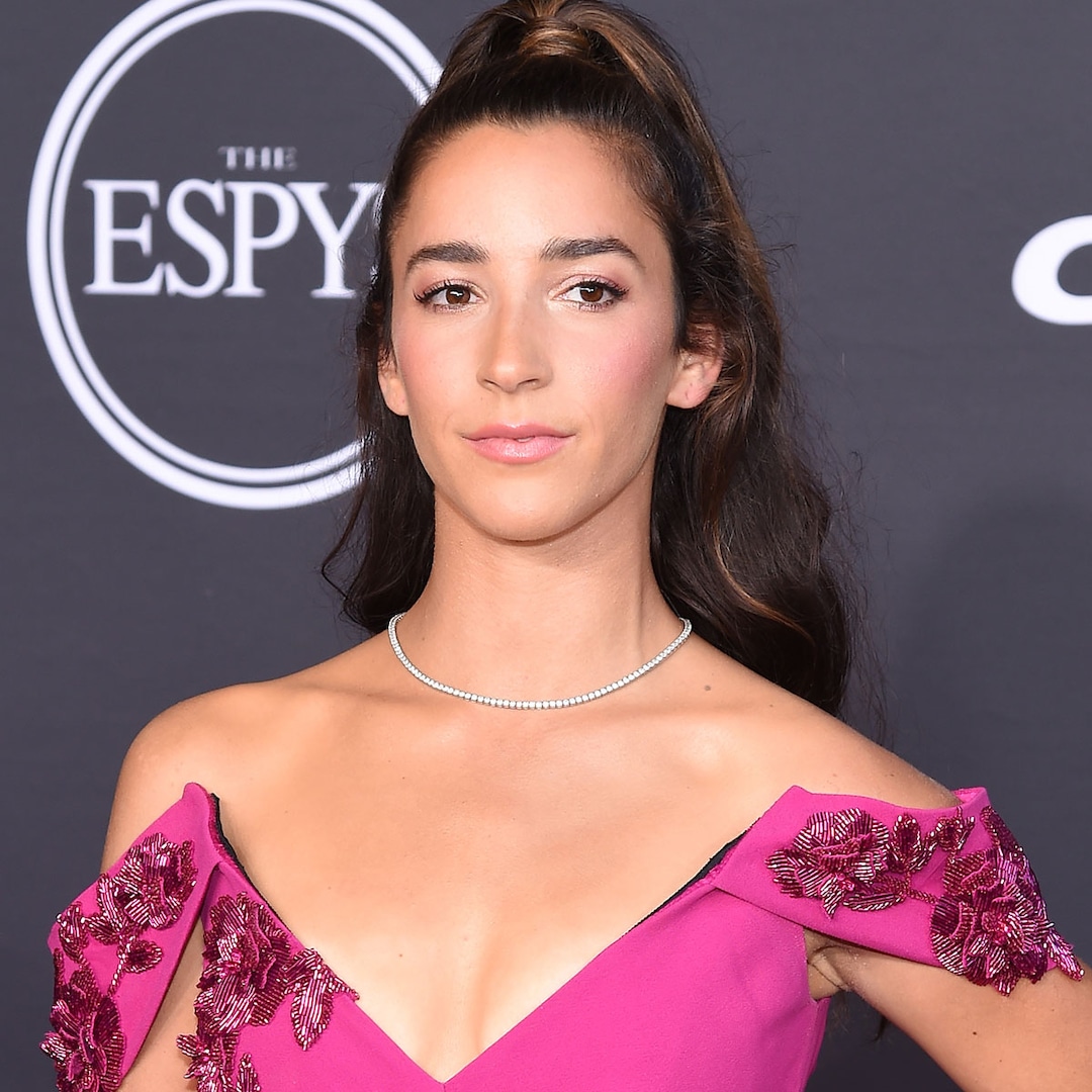 Olympian Aly Raisman Was Hospitalized Twice After “Complete Body Paralysis” – E! Online Olympian Aly Raisman Was Hospitalized Twice After “Complete Body Paralysis” – E! Online