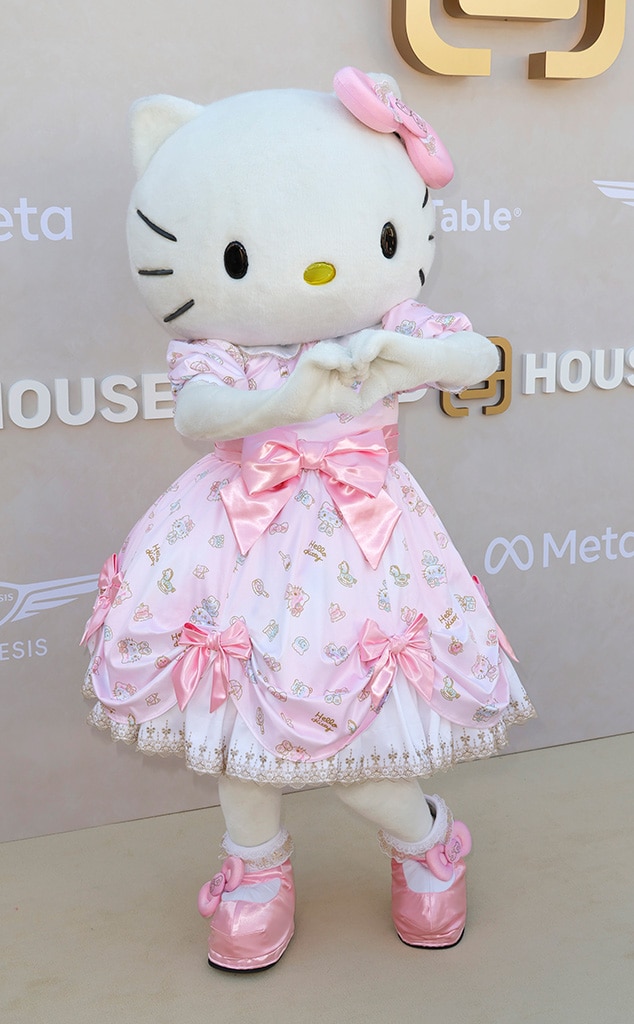 Bạn có biết Hello Kitty thậm chí không phải là tên thật của cô ấy?