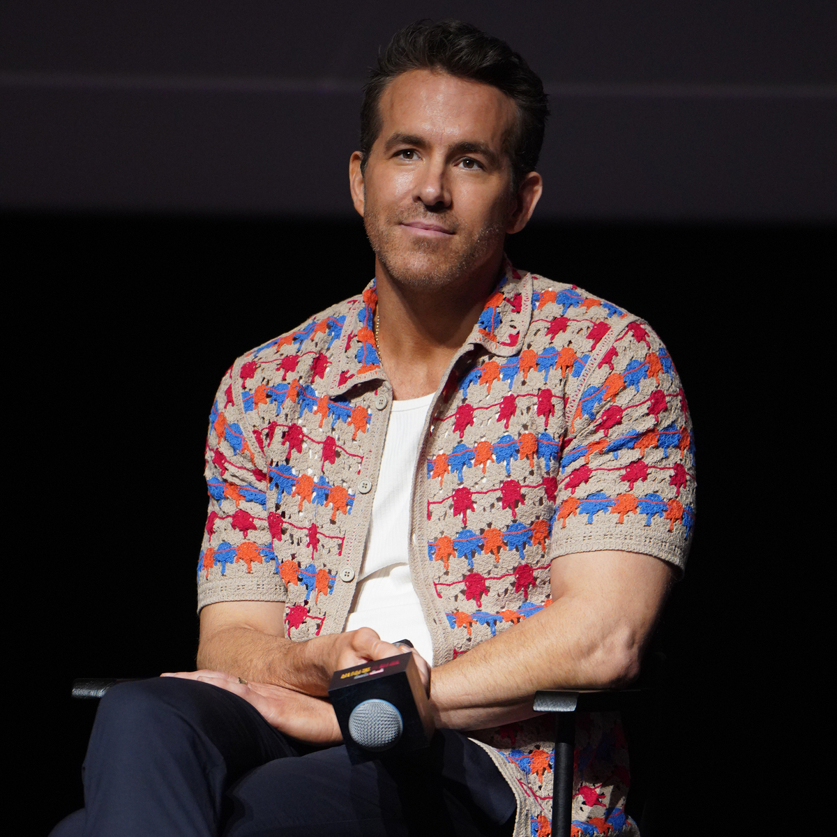 Ryan Reynolds Dodges Questions About Travis Kelce’s Instagram Unfollow