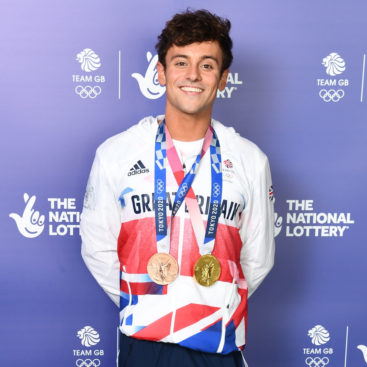 Diver Tom Daley Shows Cardboard Beds In 2024 Paris Olympic Village   Cr 1200x1200 240722111947 GettyImages 1334270747 