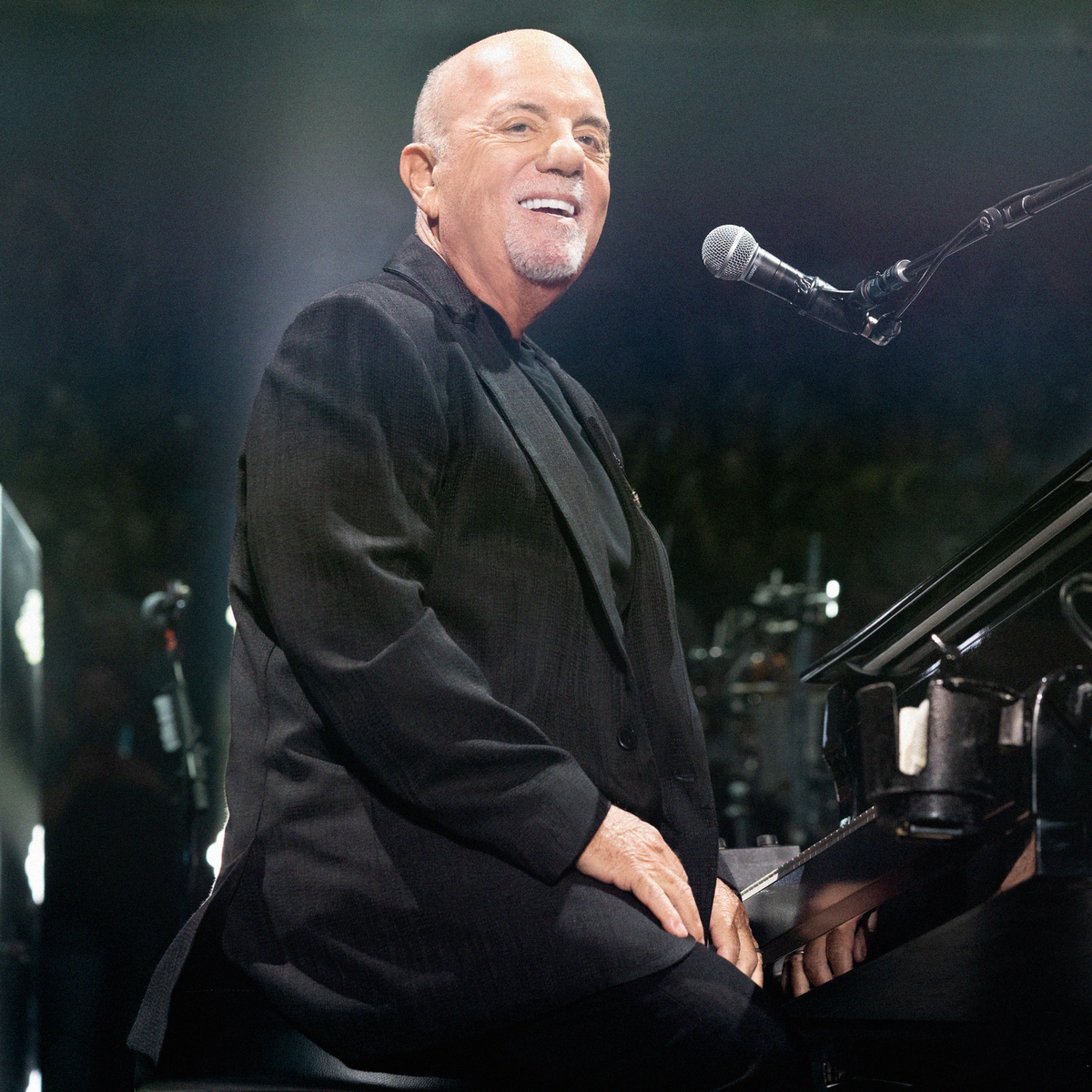 Billy Joel’s Youngest Daughters Put on Rare Performance at His Show