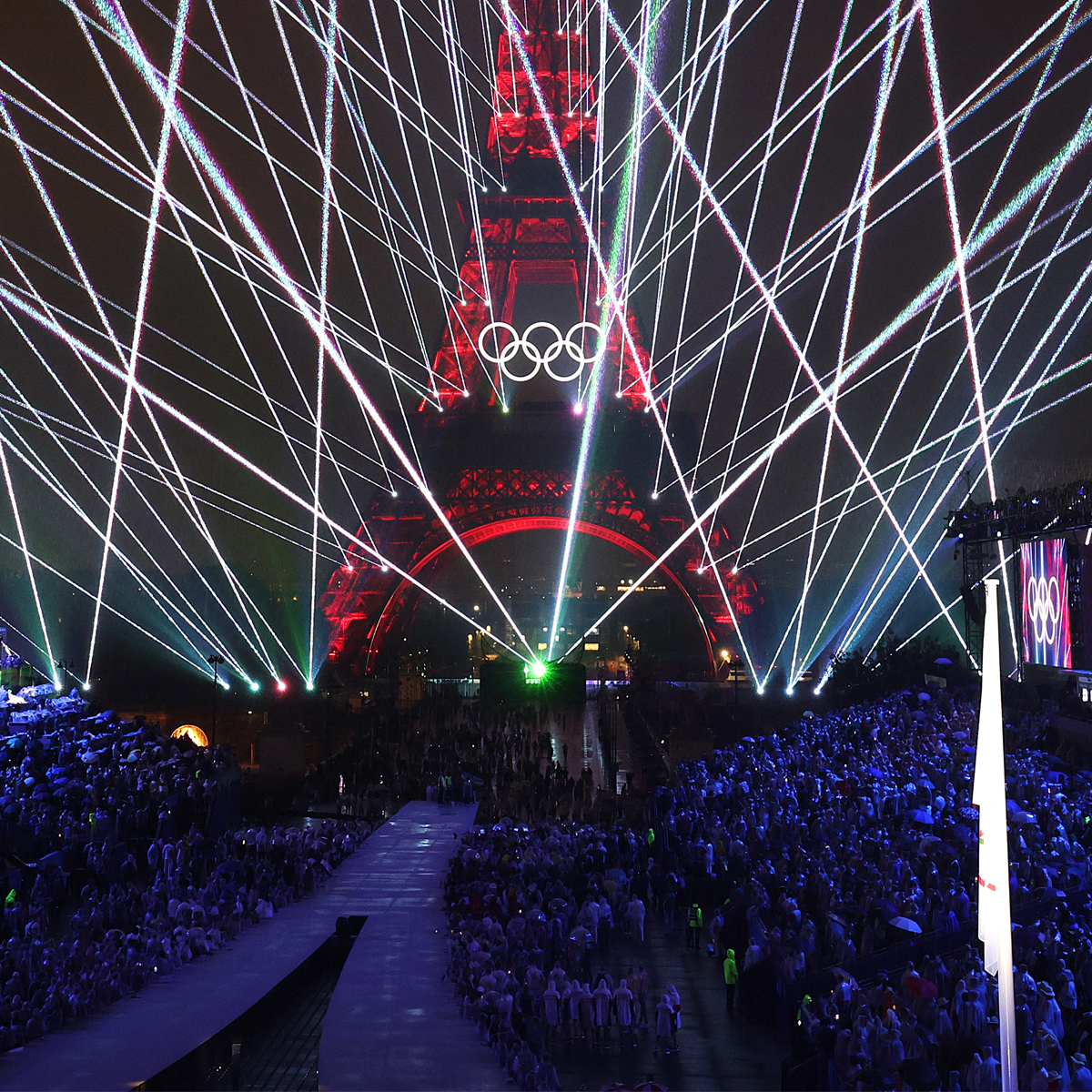 2024 Paris Olympics, opening ceremony, Eiffel Tower, lightshow