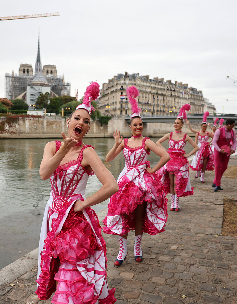 Photos from 2024 Paris Olympics Opening Ceremony - Page 2