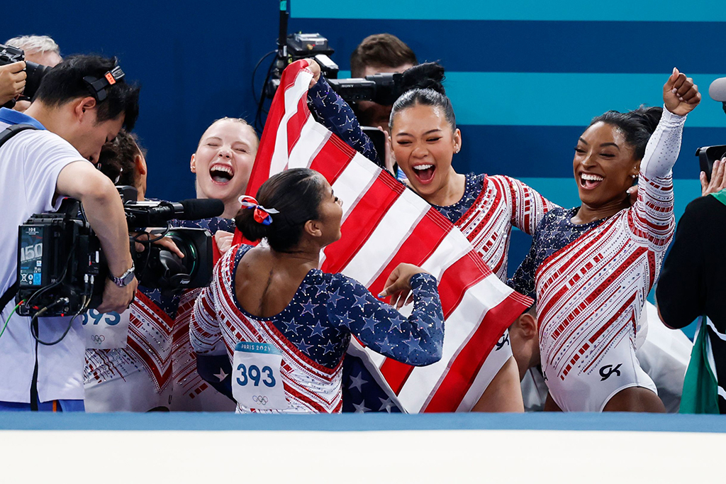 2024 Paris Olympics, Team USA, womens gymnastics, Team Final, emotional photos