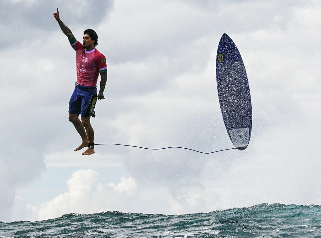 Wer ist Gabriel Medina? Warum das Olympiafoto des Surfers viral geht