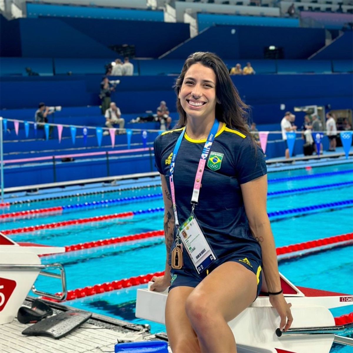 Por que a nadadora brasileira Ana Carolina Vieira foi expulsa das Olimpíadas