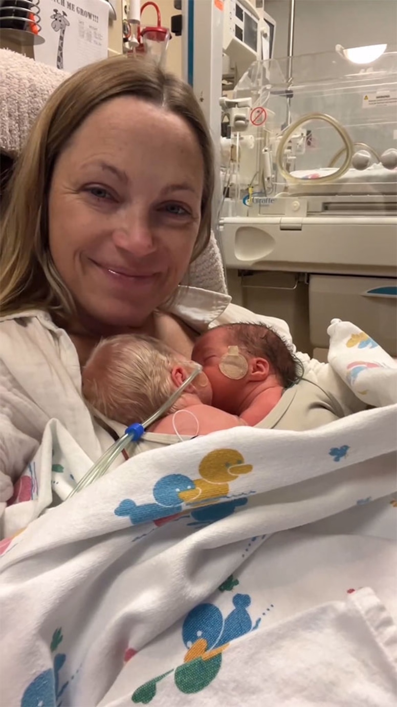 Sarah Herron, Twins, Instagram, 2024