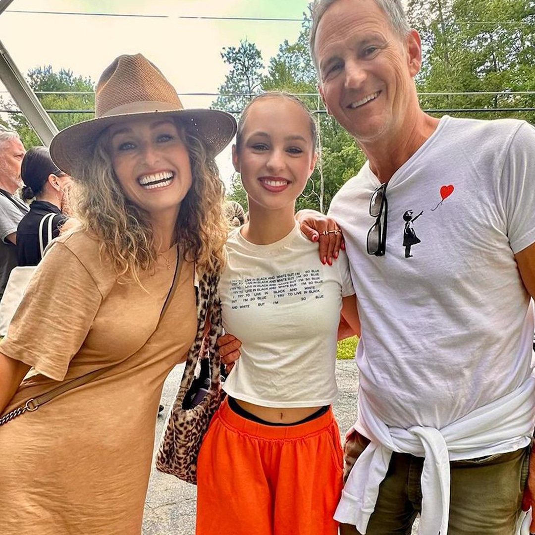 Giada De Laurentiis Reunites With Ex Todd Thompson to Support Daughter Jade – E! Online Giada De Laurentiis Reunites With Ex Todd Thompson to Support Daughter Jade – E! Online