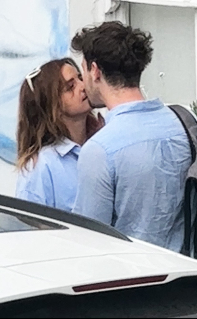 Emma Watson, Kieran Brown, Kissing