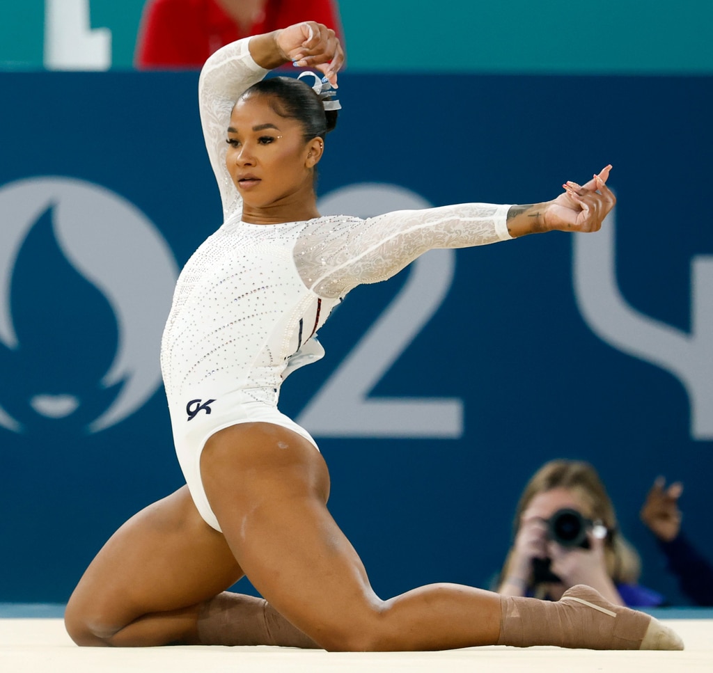 Laurie Hernandez แบ่งปันการอัปเดตเกี่ยวกับ Jordan Chiles หลังจากการโต้เถียง