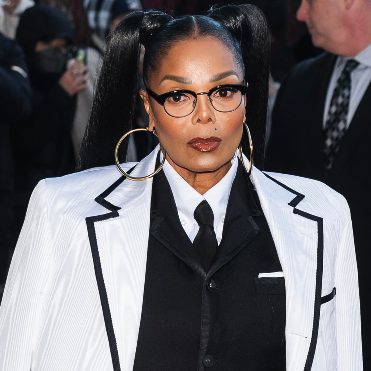 Janet Jackson Reveals Her Famous Cousins and You Won’t Believe It