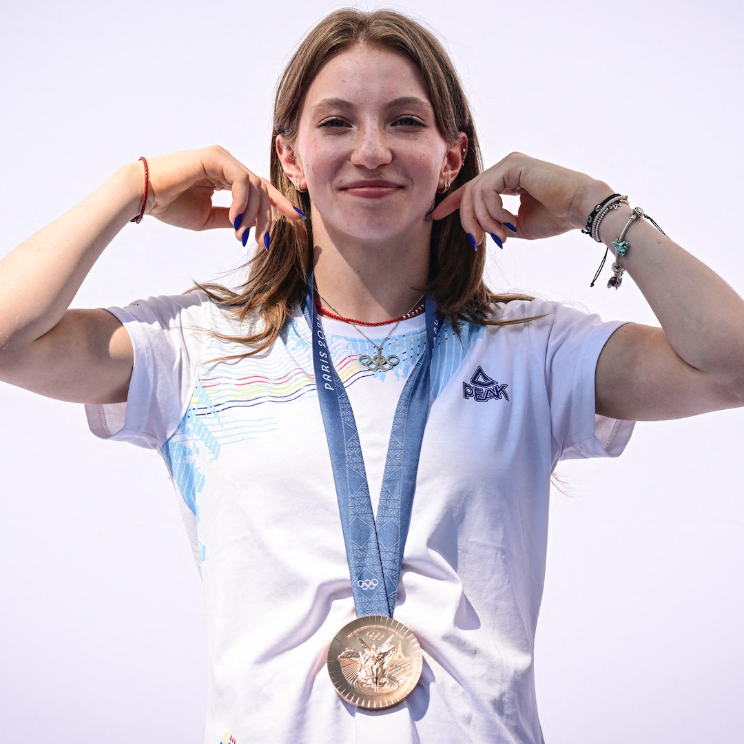 Romanian Gymnast Ana Barbosu Officially Awarded Olympic Bronze Medal After Jordan Chiles Controversy – E! Online Romanian Gymnast Ana Barbosu Officially Awarded Olympic Bronze Medal After Jordan Chiles Controversy – E! Online