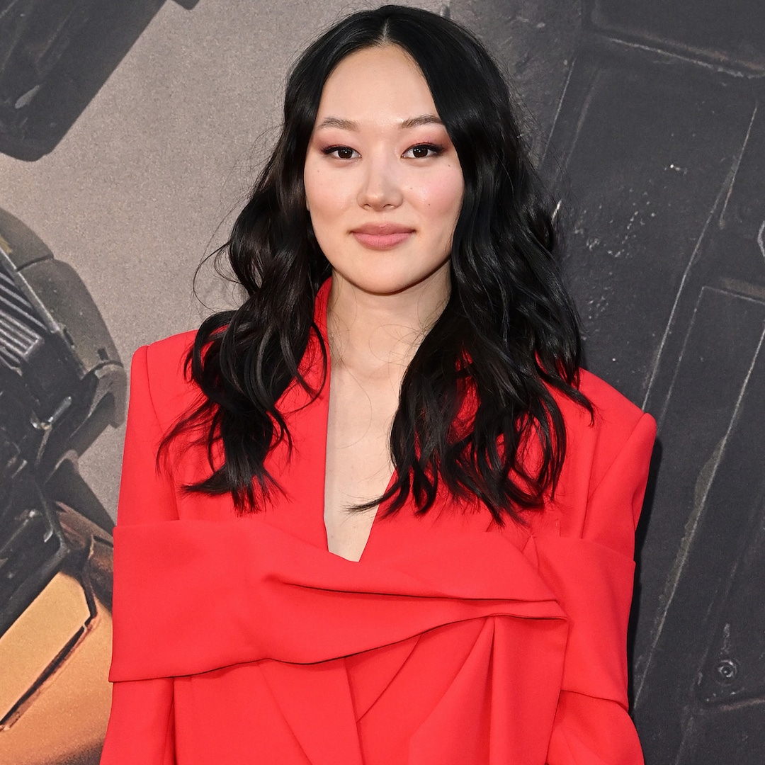Bridgerton Season 4: Actress Yerin Ha Cast as Benedict’s Love Interest Sophie Beckett – E! Online Bridgerton Season 4: Actress Yerin Ha Cast as Benedict’s Love Interest Sophie Beckett – E! Online