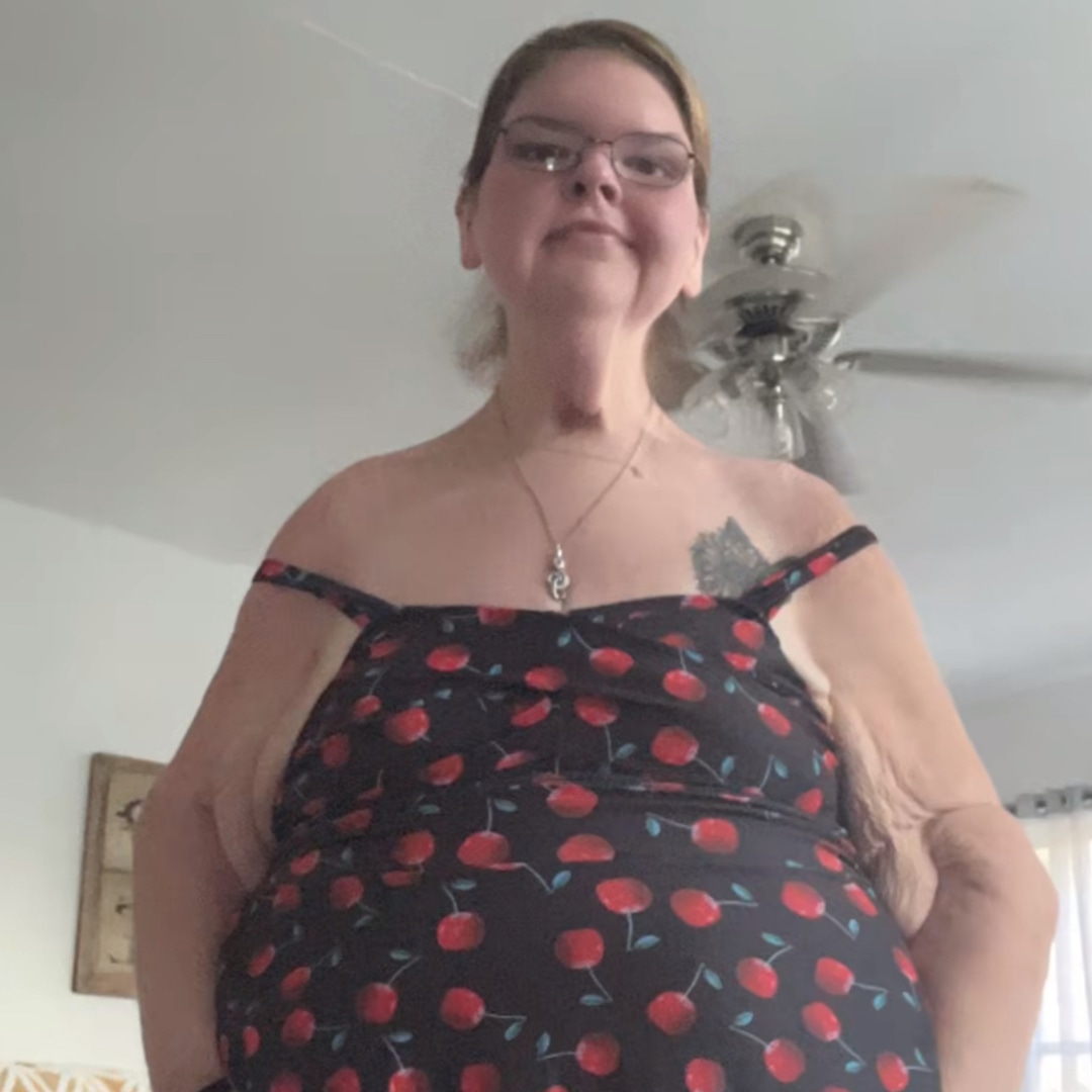 1000-Lb. Sisters’ Tammy Slaton Addresses Claim She Mistreats Her Family – E! Online 1000-Lb. Sisters’ Tammy Slaton Addresses Claim She Mistreats Her Family – E! Online