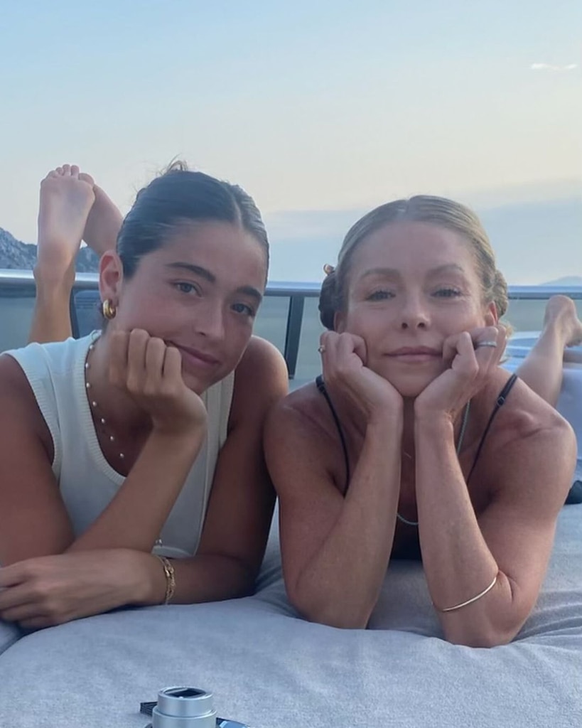 Kelly Ripa reacciona a la publicación de una foto en topless de su hija Lola Consuelos