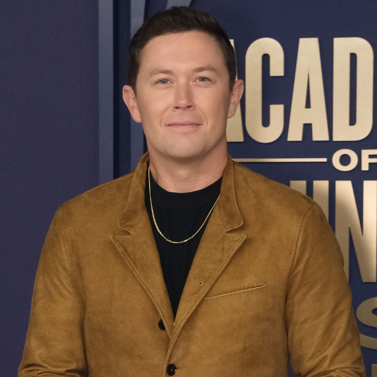 American Idol's Scotty McCreery Stops Show After Seeing Man Hit Woman