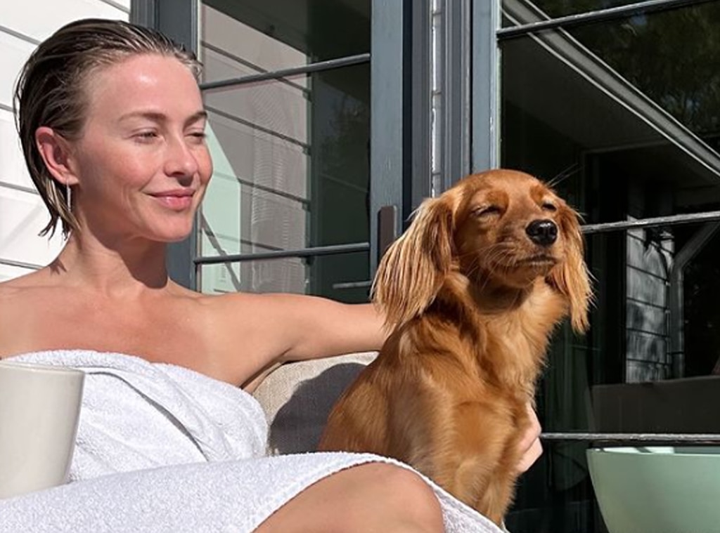 Julianne Hough detalla la desgarradora historia de cómo murieron sus perros