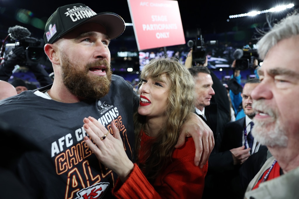 Travis Kelce profesa su amor por Taylor Swift demuestra que está mal