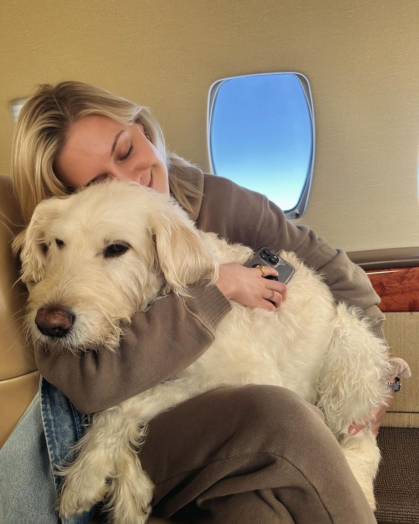 Kelsea Ballerini, Ameliyat Edilemez Kalp Kanserine Sahip Köpeğinin Dibs'ini Paylaştı