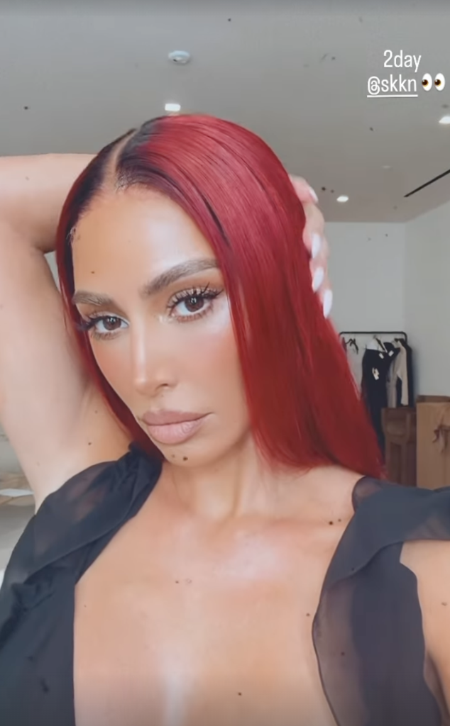 Kim Kardashian, Red Hair, Instagram Stories