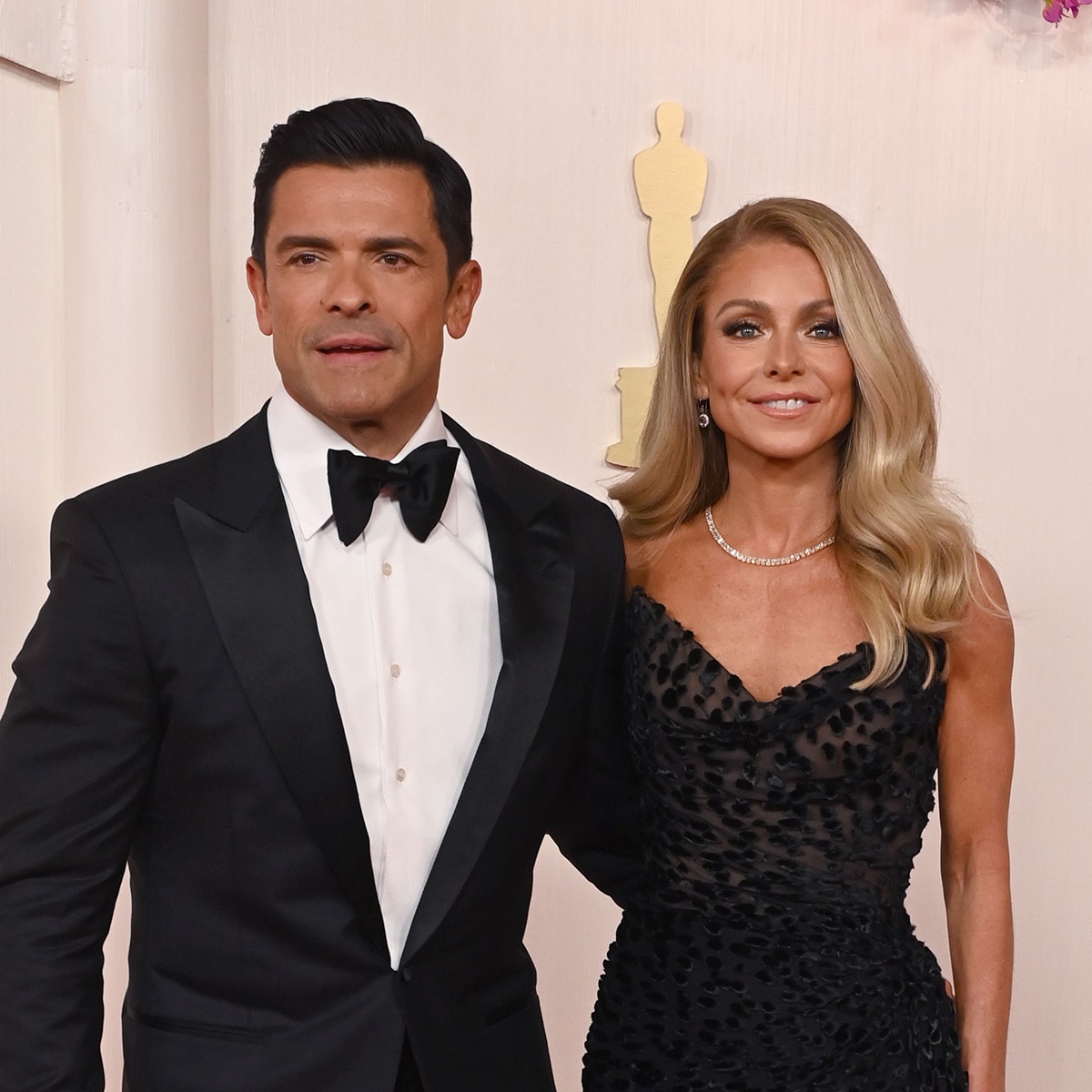 Kelly Ripa Reveals What Is "Ruining" Her & Mark Consuelos' Romance