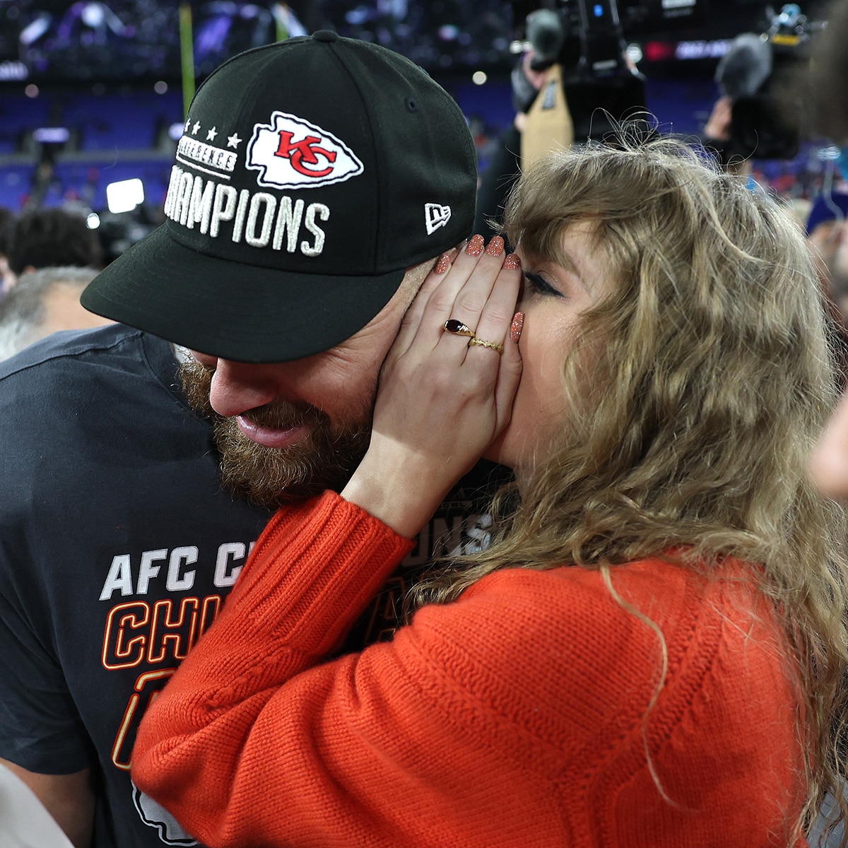 Patrick Mahomes, Taylor Swift'in Chiefs için "Oyunlar Hazırladığını" Söyledi