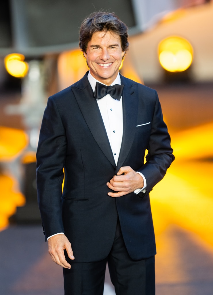 El Canal Victoria aborda los rumores de citas con Tom Cruise