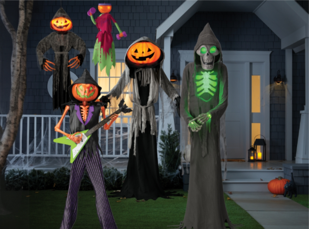 Store Excellent Halloween Decorations (Lewis)